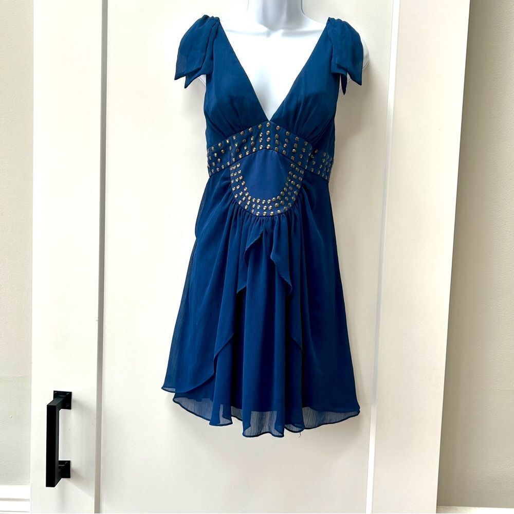 BCBGeneration blue studded sleeveless‎ party dress woman’s size 6